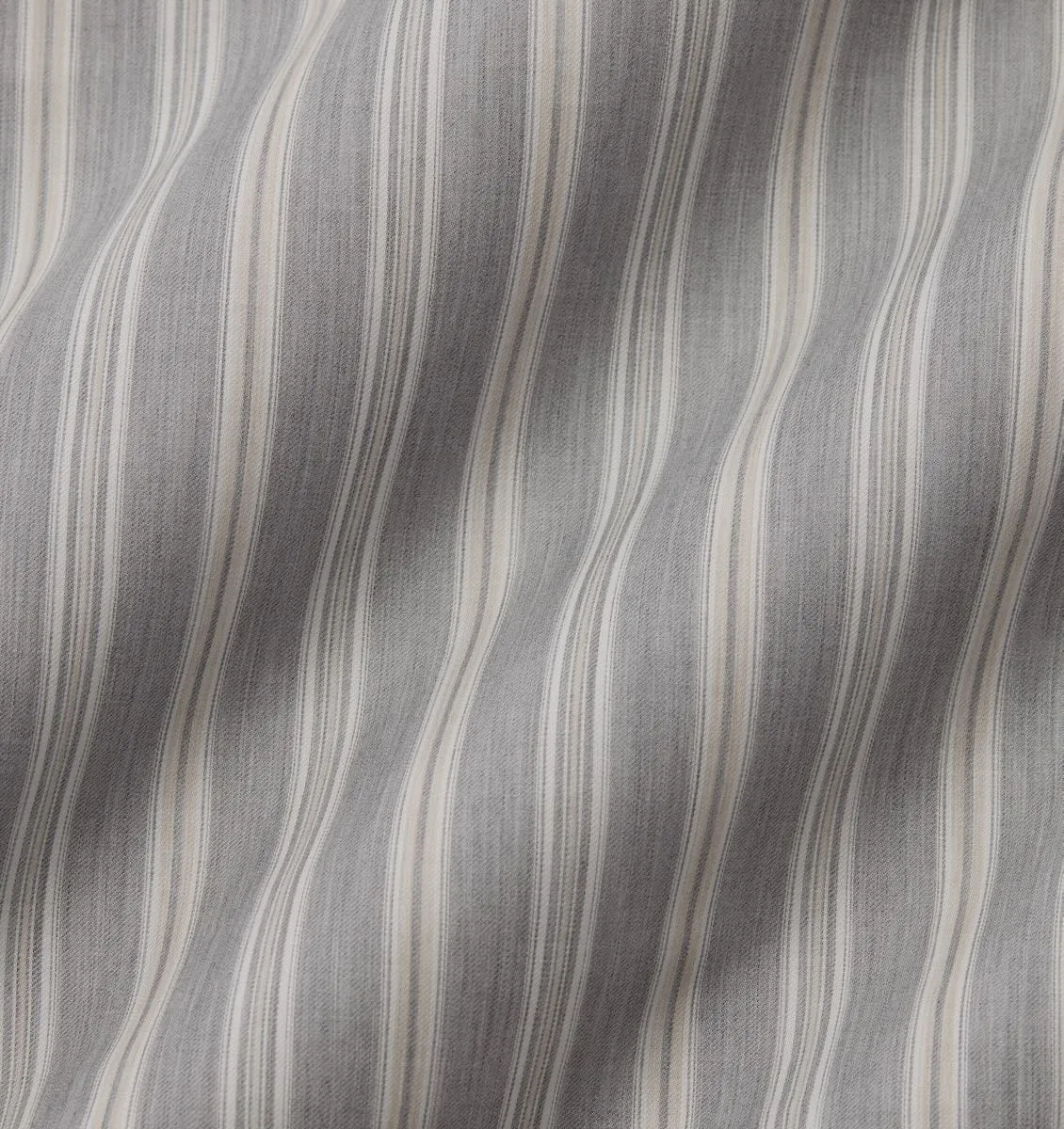Leranto Titanium Bedding by Sferra