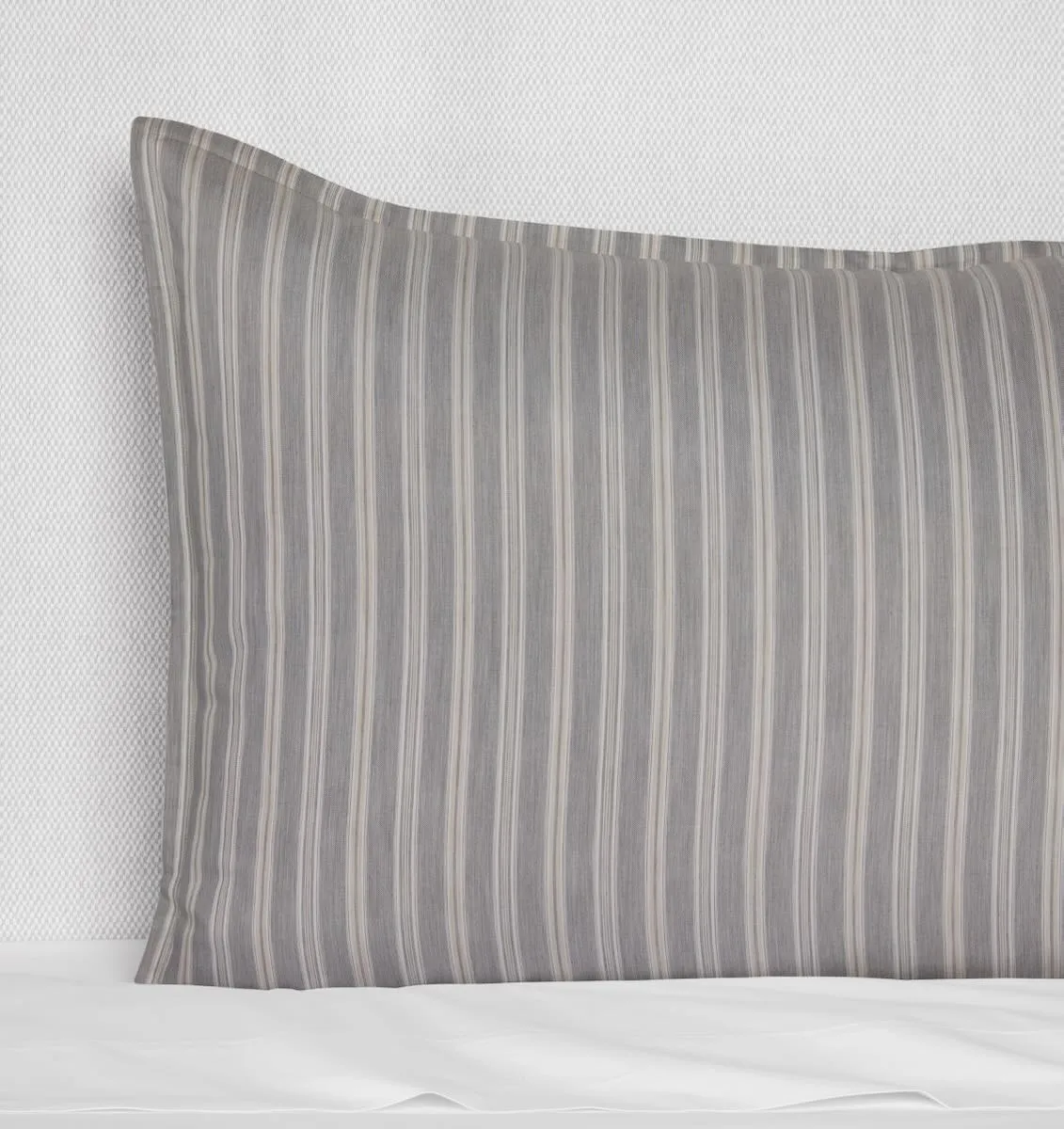Leranto Titanium Bedding by Sferra